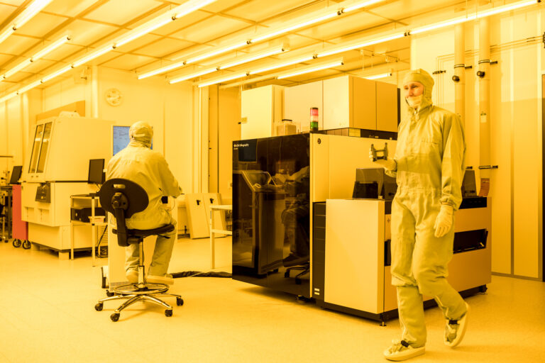 mt sprout clean room smart photonics